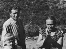 Джура Лаврентий, Мария и Саша <h3>(фото из архива Виктории Мозголовой)</h3>