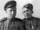 Курин Василий (слева) <h3>(фото из архива Антонины Егоровой)</h3>