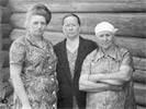 Синякова Антонина, Макарова Екатерина и Синякова Елизавета <h3>(фото из архива Галины Макаровой)</h3>